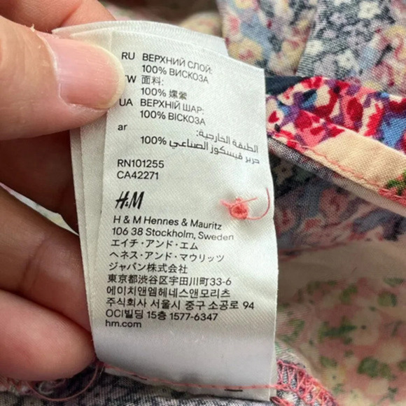 H & M Handkerchief Maxi Dress Sleeveless Size 4 Side Slit Patchwork Print Boho - Picture 13 of 16